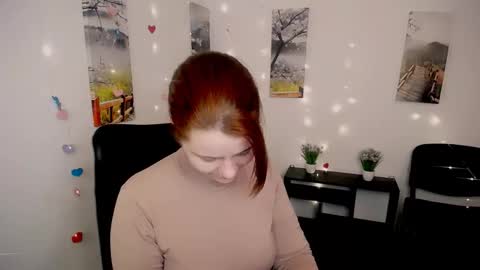 Snapshot of sun_lovely chatting on 11/06/25, 02:18 Alexi online show from 11/06/25, 02:18