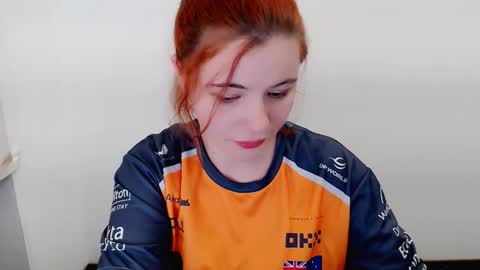 Snapshot of sun_lovely chatting on 11/20/25, 09:25 Alexi online show from 11/20/25, 09:25