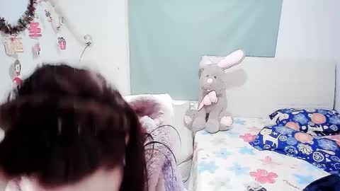 Snapshot of sun_yummy chatting on 02/19/25, 08:12 Lucis online show from 02/19/25, 08:12