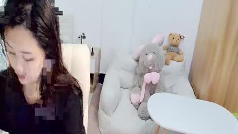 Snapshot of sun_yummy chatting on 09/28/25, 08:09 Lucis online show from 09/28/25, 08:09