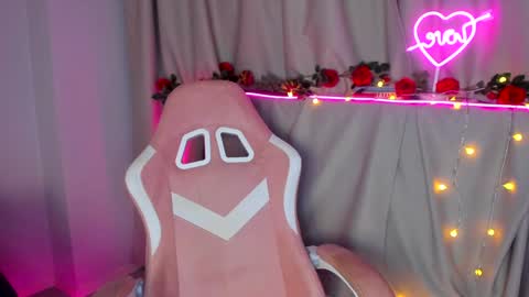 Elen online show from 01/13/25, 08:15