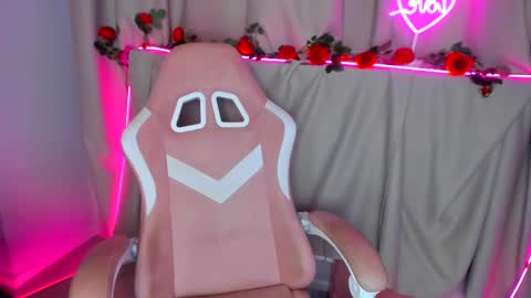 Elen online show from 02/21/25, 08:29