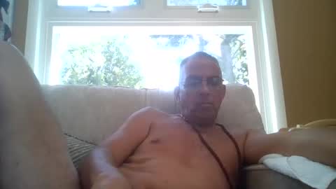 Snapshot of sundawg420 chatting on 08/04/26, 06:54 sundawg420 online show from 08/04/26, 06:54