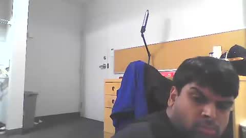 Snapshot of sundoog chatting on 01/05/25, 11:01 Sundoog online show from 01/05/25, 11:01