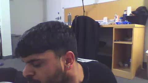 Snapshot of sundoog chatting on 03/03/25, 05:09 Sundoog online show from 03/03/25, 05:09