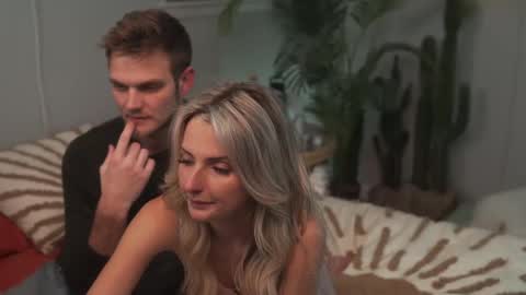 Snapshot of sunfeather chatting on 12/12/24, 01:10 Blaire Axel online show from 12/12/24, 01:10