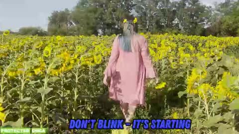 Snapshot of sunflower0907 chatting on 11/23/25, 12:38 Tina. Im topless model online show from 11/23/25, 12:38