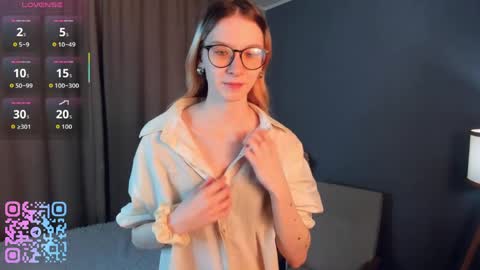 Kiki online show from 03/01/26, 01:07