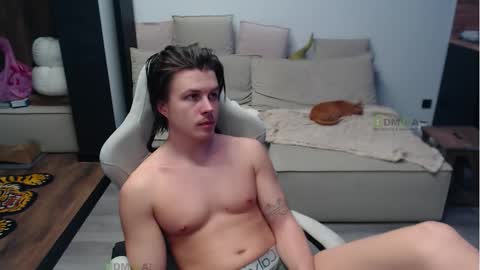 Alice and Sergey online show from 02/02/26, 04:06