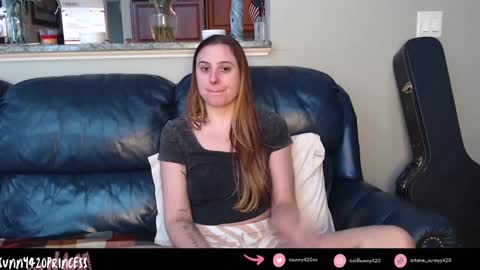 Snapshot of sunny420princess chatting on 12/16/24, 01:22 Sunny420 online show from 12/16/24, 01:22