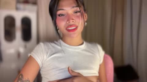 Snapshot of sunny_angelx chatting on 10/12/25, 01:10 ANGEL-DONT FORGET TO THUMBS UP AND FOLLOW online show from 10/12/25, 01:10