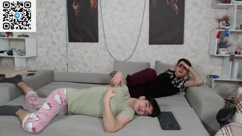 Snapshot of sunny_dan chatting on 12/24/24, 05:49 Dan online show from 12/24/24, 05:49