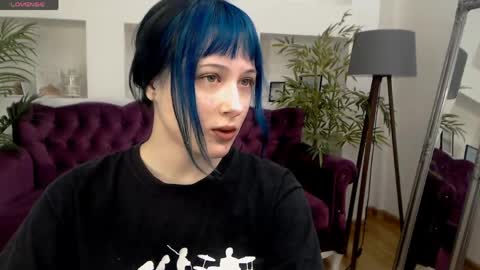 sunny_girl_x online show from 04/22/26, 06:38