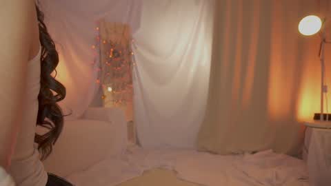 Snapshot of sunny_maria chatting on 12/21/25, 07:54 Maria online show from 12/21/25, 07:54