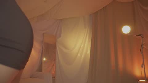 Maria online show from 04/20/26, 09:16