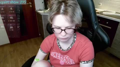 sunny mood online show from 05/18/26, 07:47