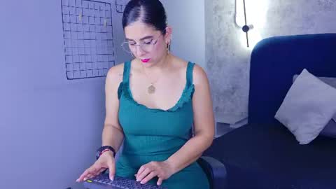 Sunny River online show from 06/30/26, 01:56