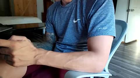 sunny valentine online show from 10/24/25, 01:07