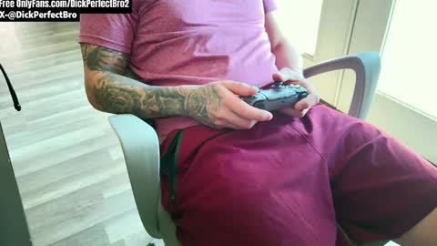 sunny valentine online show from 04/03/26, 02:26