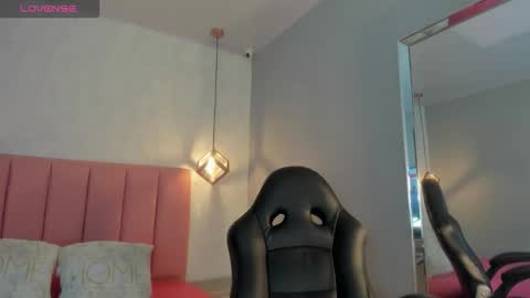  S U N N Y online show from 01/10/26, 12:40