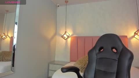  S U N N Y online show from 02/25/26, 12:37