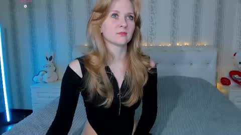 Snapshot of sunnyhuff chatting on 07/18/26, 07:06 Sunny online show from 07/18/26, 07:06
