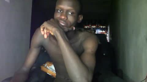 Sunnyblack2 online show from 11/28/25, 09:56