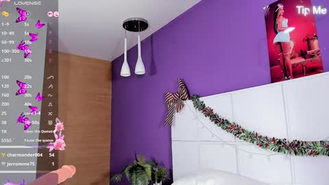 Snapshot of sunnypage chatting on 02/04/25, 03:15      online show from 02/04/25, 03:15