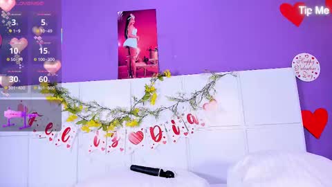 Snapshot of sunnypage chatting on 02/12/25, 09:01      online show from 02/12/25, 09:01