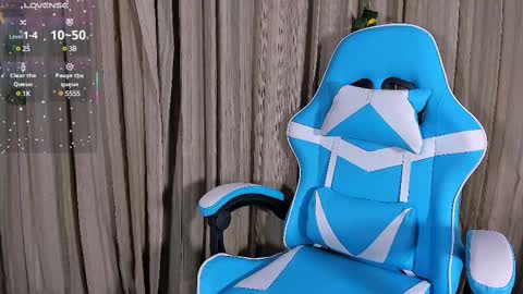 Snapshot of sunnypage chatting on 02/28/25, 09:01      online show from 02/28/25, 09:01