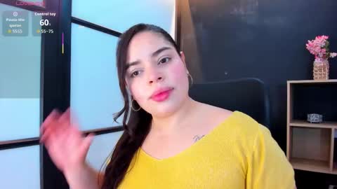 Snapshot of sunnypaytton chatting on 10/05/25, 12:47 Sunny online show from 10/05/25, 12:47