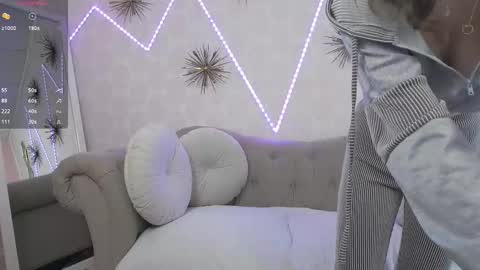 Snapshot of sunnyrosie chatting on 02/02/26, 12:59 Rosie online show from 02/02/26, 12:59