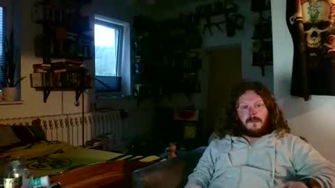 Snapshot of sunr1sa chatting on 05/13/26, 03:48 sunr1sa online show from 05/13/26, 03:48