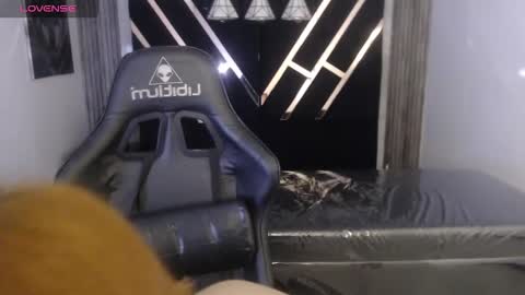 Susana   Mejia online show from 11/24/25, 10:48