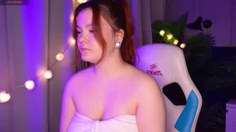 Snapshot of sunrise_enny chatting on 10/04/25, 06:50 sunrise_enny online show from 10/04/25, 06:50