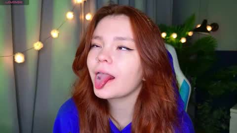 Snapshot of sunrise_enny chatting on 10/12/25, 06:29 sunrise_enny online show from 10/12/25, 06:29