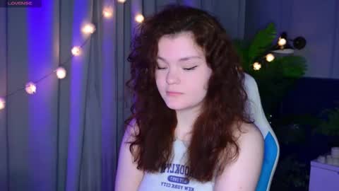 Snapshot of sunrise_enny chatting on 12/05/25, 07:21 sunrise_enny online show from 12/05/25, 07:21