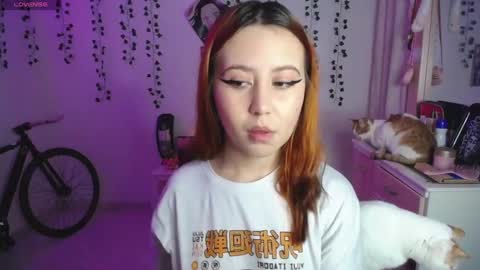 Snapshot of sunset_pienk chatting on 10/29/25, 04:15 Sunset online show from 10/29/25, 04:15