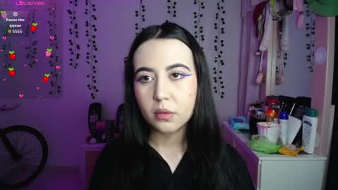 Snapshot of sunset_pienk chatting on 12/02/25, 02:50 Sunset online show from 12/02/25, 02:50