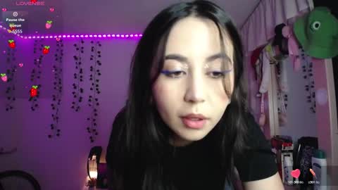 Snapshot of sunset_pienk chatting on 12/05/25, 05:05 Sunset online show from 12/05/25, 05:05