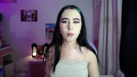 Snapshot of sunset_pienk chatting on 07/12/26, 03:52 Sunset online show from 07/12/26, 03:52
