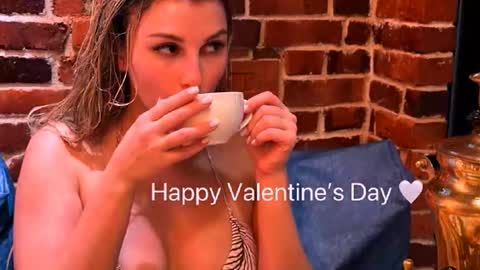 Snapshot of sunsetwithava chatting on 02/14/26, 07:54 sunsetwithava online show from 02/14/26, 07:54