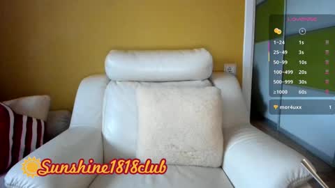 Snapshot of sunshine1818club chatting on 11/17/25, 06:52 Angela Sunshine1818club online show from 11/17/25, 06:52