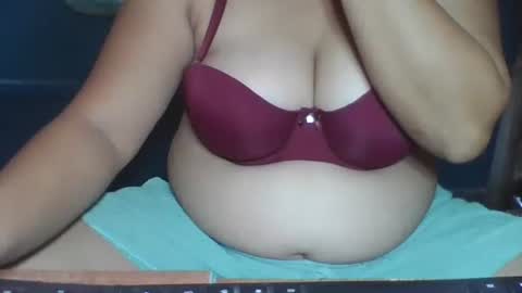 sunshine_789 online show from 04/28/26, 07:57
