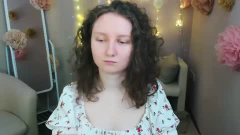 Snapshot of sunshine_blaze chatting on 07/02/26, 05:35 Alice online show from 07/02/26, 05:35
