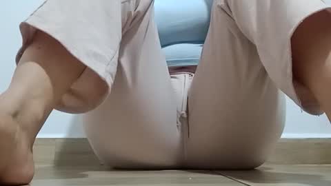 Annie online show from 02/02/26, 04:22