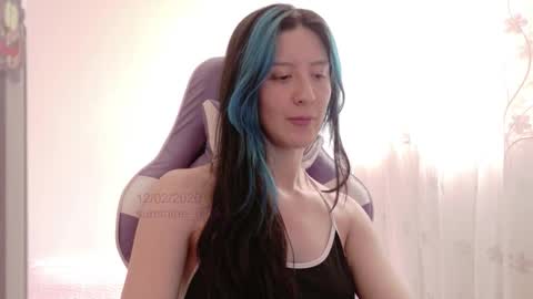 Snapshot of sunshine_girl9 chatting on 02/12/26, 08:04 sunshine_girl9 online show from 02/12/26, 08:04