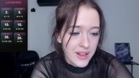 Snapshot of sunshine_j chatting on 10/29/25, 12:57 sunshine_j online show from 10/29/25, 12:57