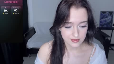 Snapshot of sunshine_j chatting on 11/15/25, 10:12 sunshine_j online show from 11/15/25, 10:12