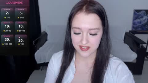 Snapshot of sunshine_j chatting on 11/27/25, 07:05 sunshine_j online show from 11/27/25, 07:05